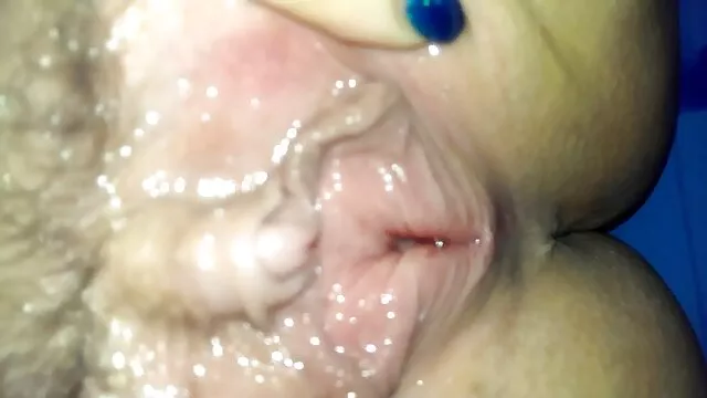 Colegiala cachonda Penny Pax muestra su peliculas xxx free online coño afeitado