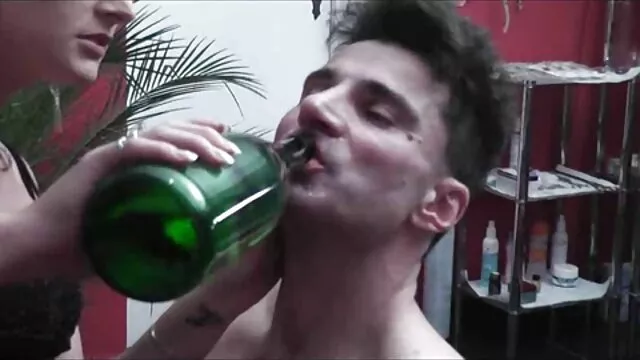 Madre películas eroticas en español completas madura follada por dos chicos jóvenes